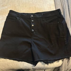 Old navy short, size18, high rise
